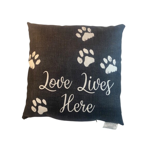 Throw Pillow Dog Print Black White Paws 16x16 Love Lives Here - Picture 1 of 4